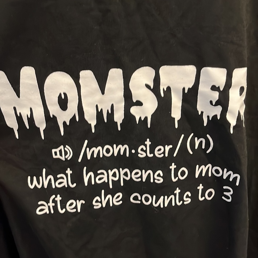 NWOT Sheehan curve for 4XL fits like a 2x Momster shirt, super cute for a mom - Picture 2 of 3